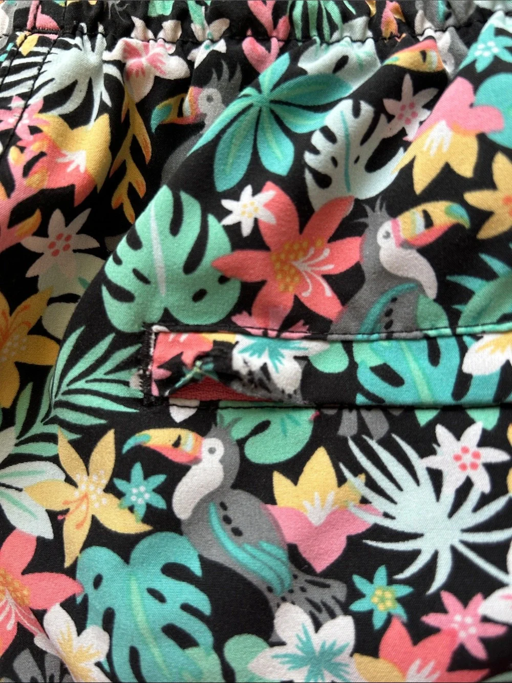 Chubbies Men’s Floral Drawstring Shorts - 28 waist - Men’s Small